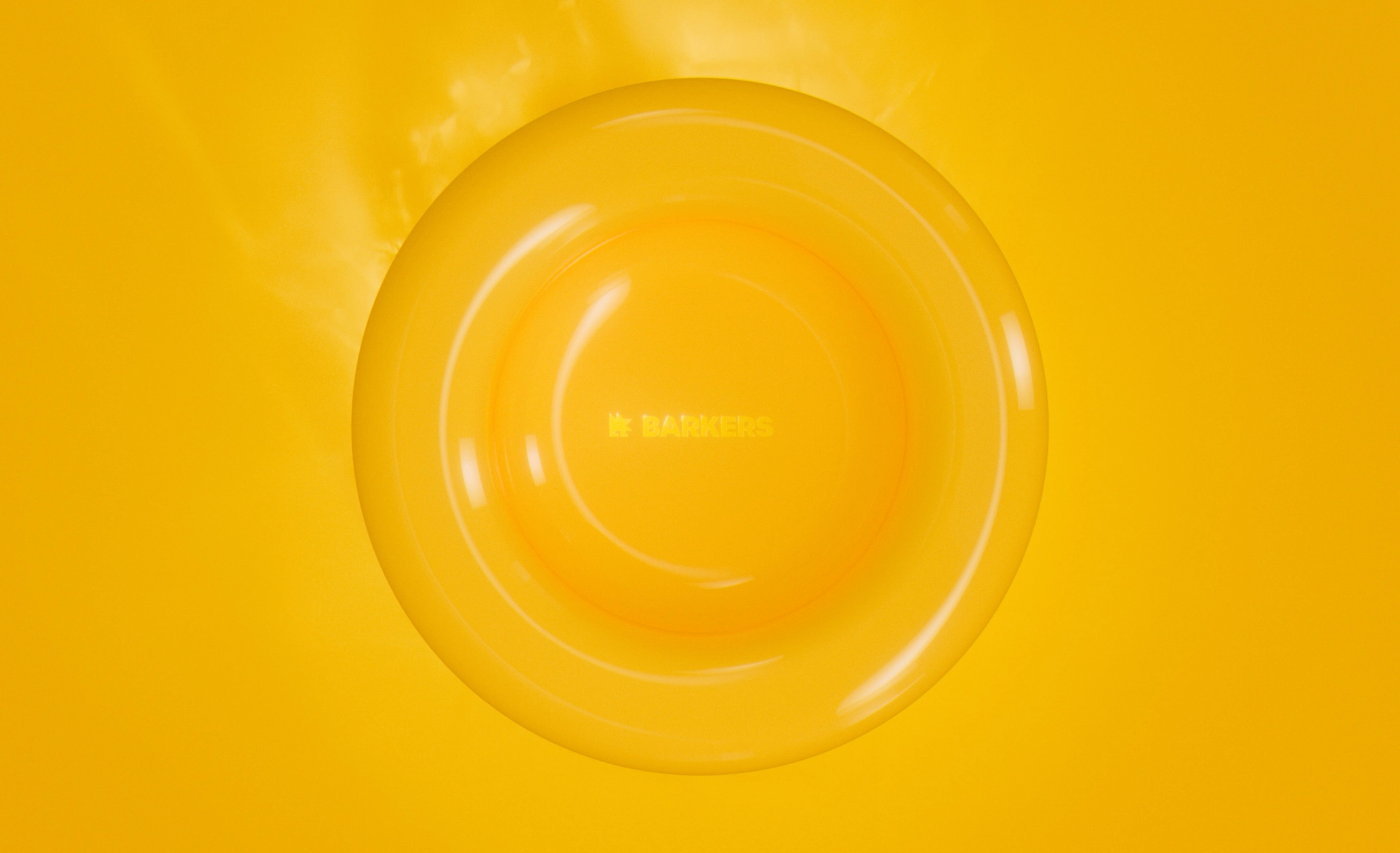 GamelleAcryliquejaune-Barkers4.png
