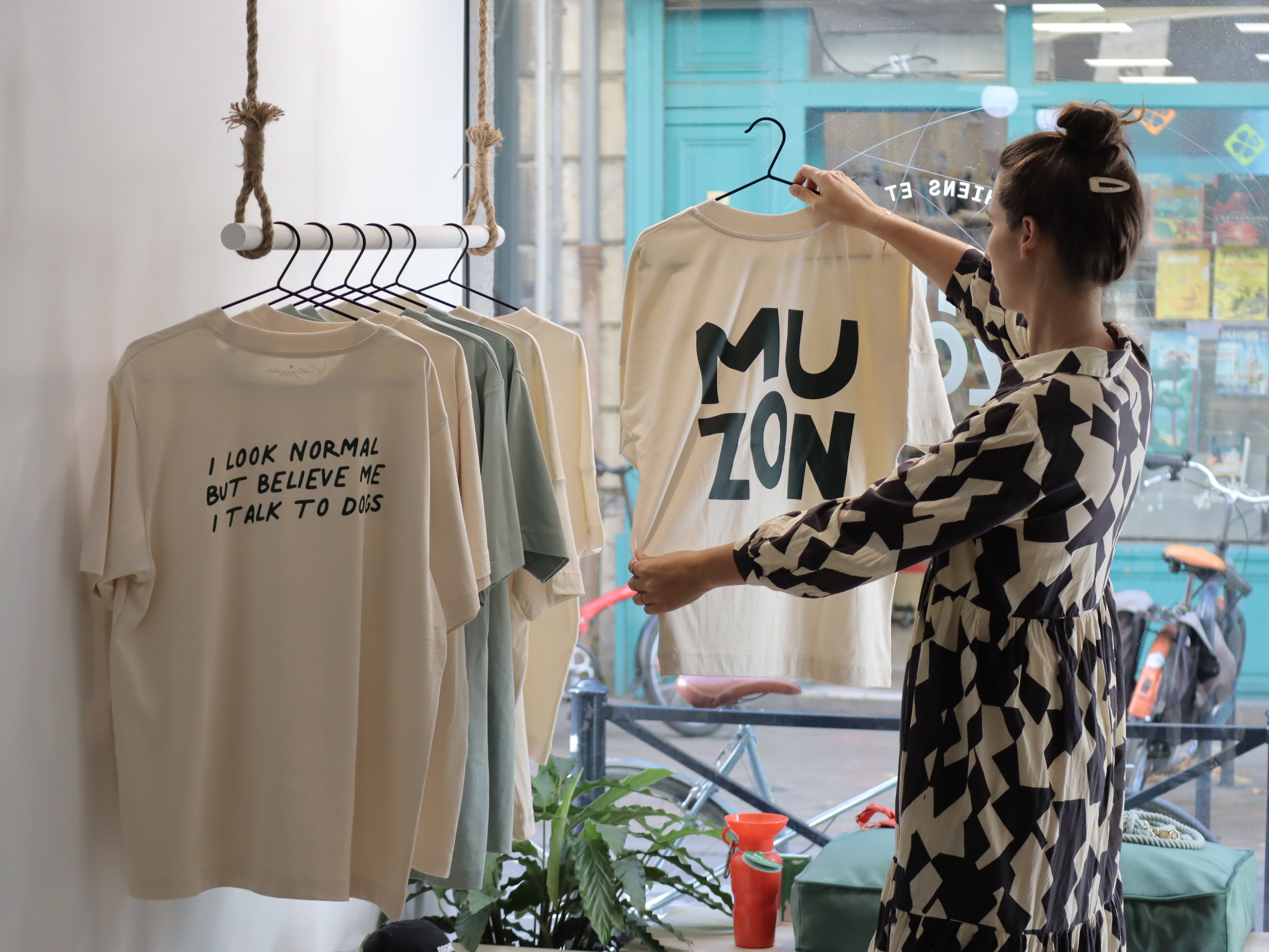 T-shirt oversized Muzon - Beige-T-shirts-Muzon