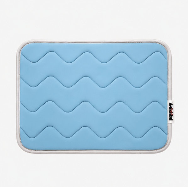 puppy-gallery-tapis-rafraichissant-bleu.png